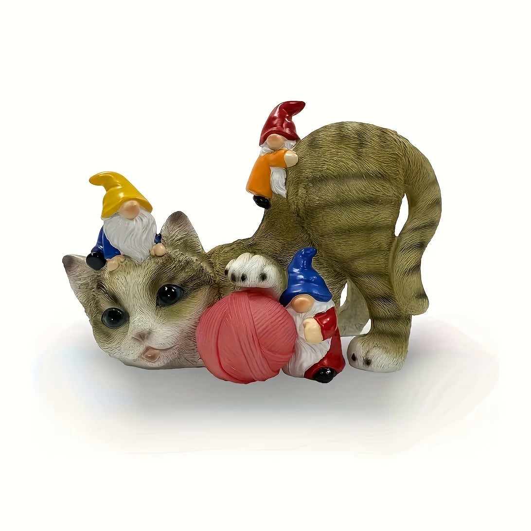 Resin Cats Statue with Solar LED Lights
