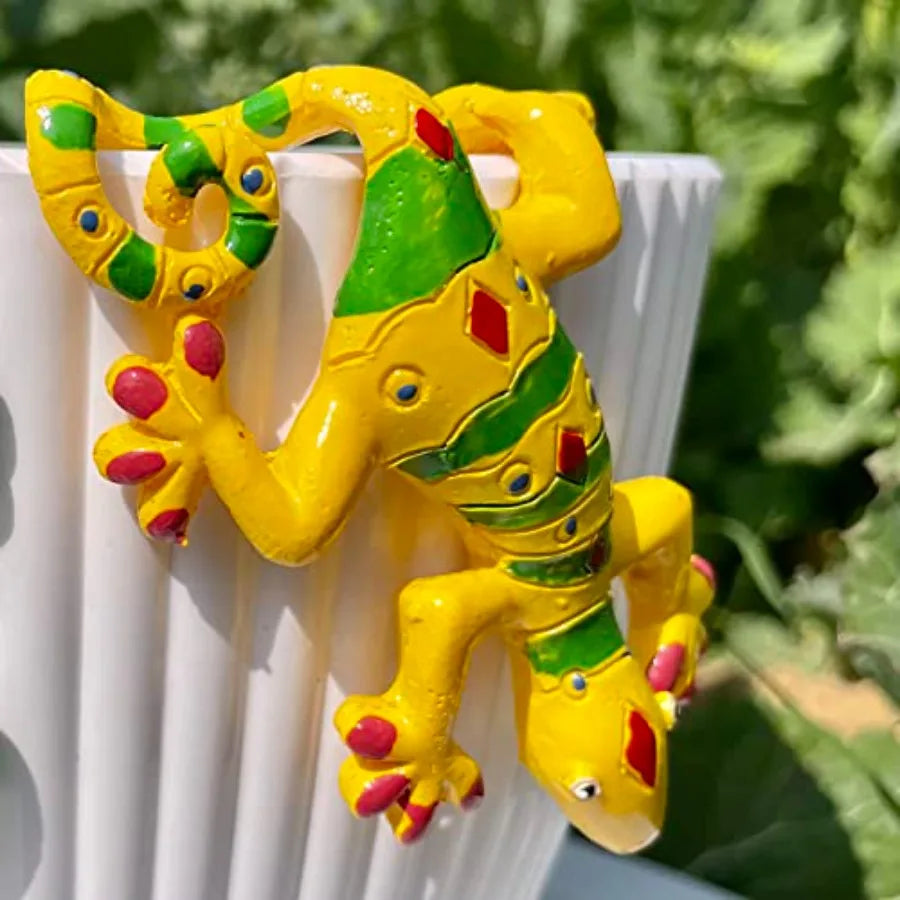 4Pcs Resin Climbing Gecko Flower Pot and Vase Hugger