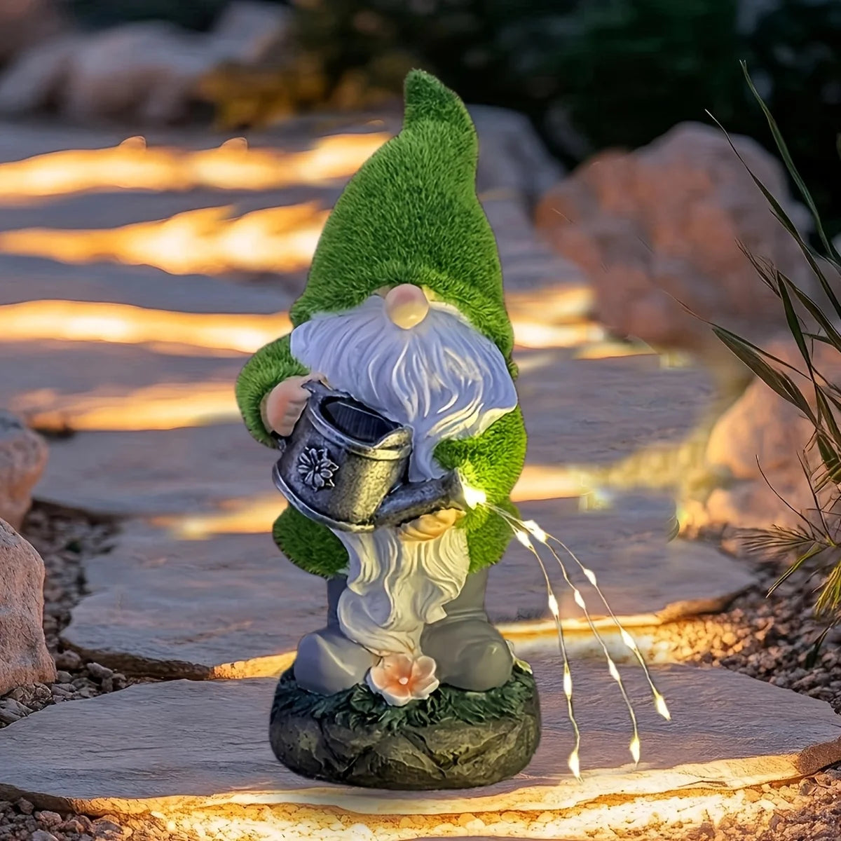 Garden Gnomes Statue w/Solar LED Lights