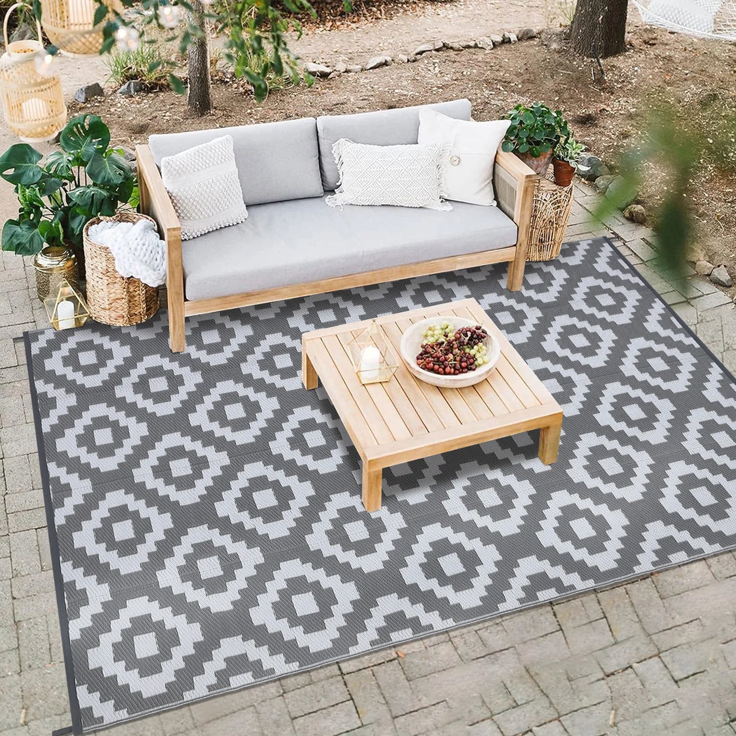 Modern Geometric Reversible Waterproof Outdoor Rug