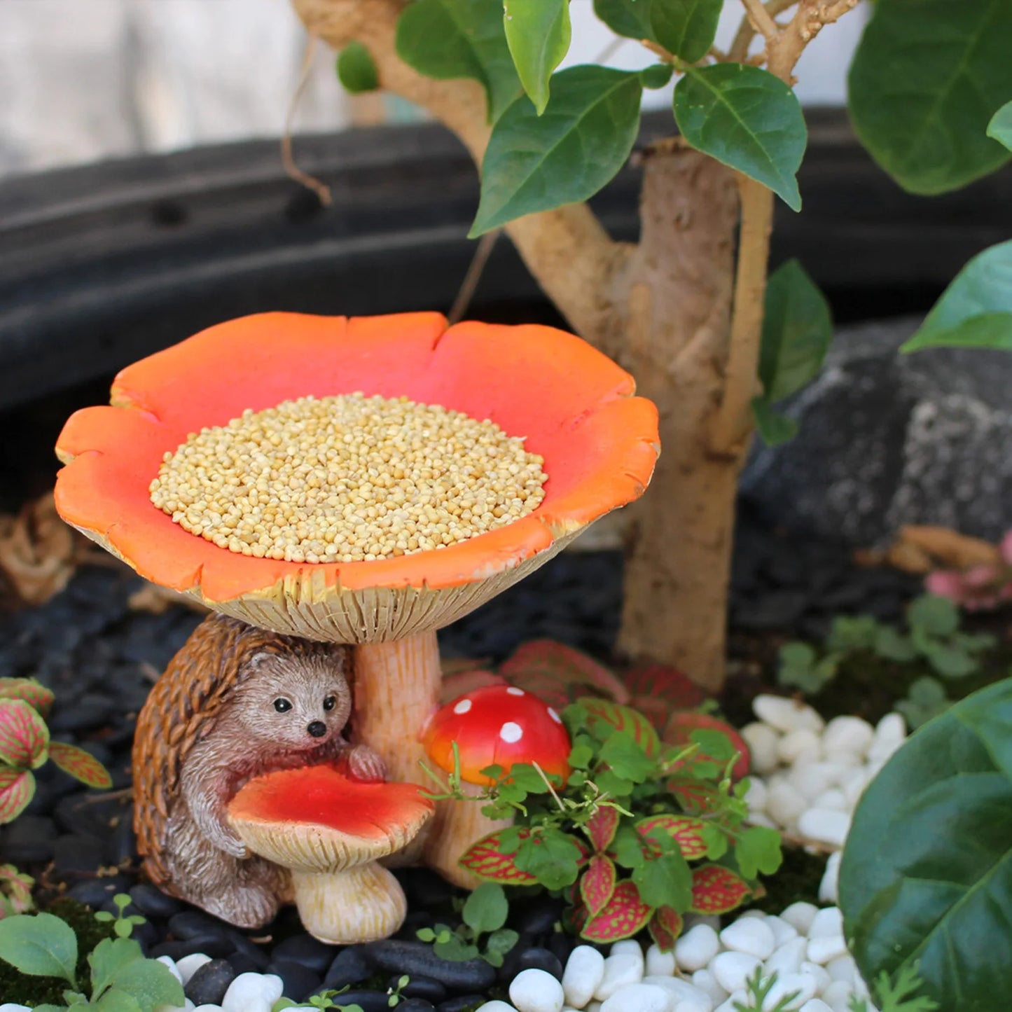 Outdoor Durable Resin Bird Feeder Decoration