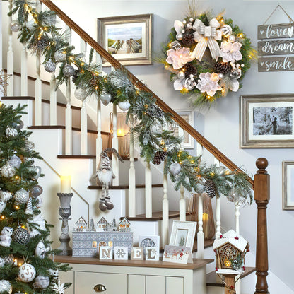 24 Inch Pre-Lit Traditional Wreath